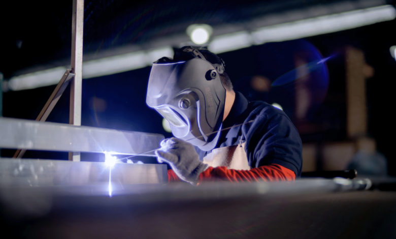 Why Fiber Lasers Are Becoming the Preferred Choice in Modern Manufacturing