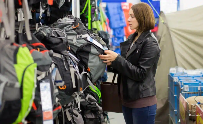 A Practical Carry Companion for Everyday and Travel Needs